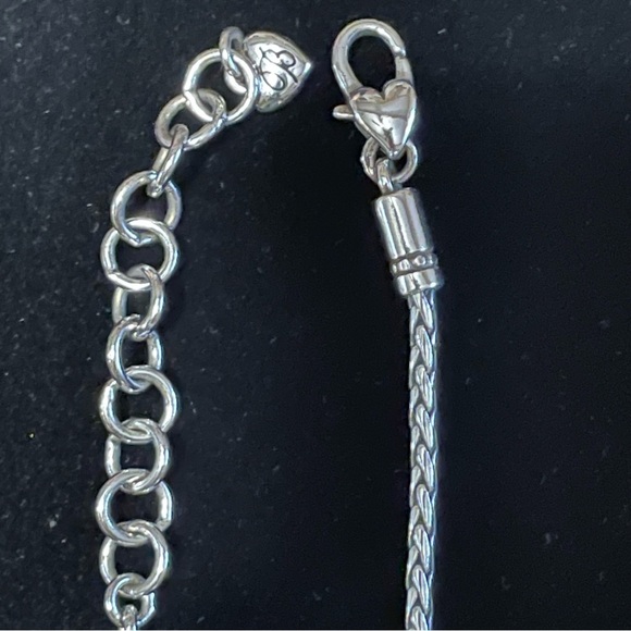 Vintage Timeless Brighton Large Silvertone Oval Pendant Necklace 16" -18" Long - Picture 5 of 9